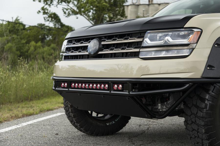 Детали экстерьера Volkswagen Atlas Tanner Foust SEMA Concept 2018 года  (фото 9 из 12)